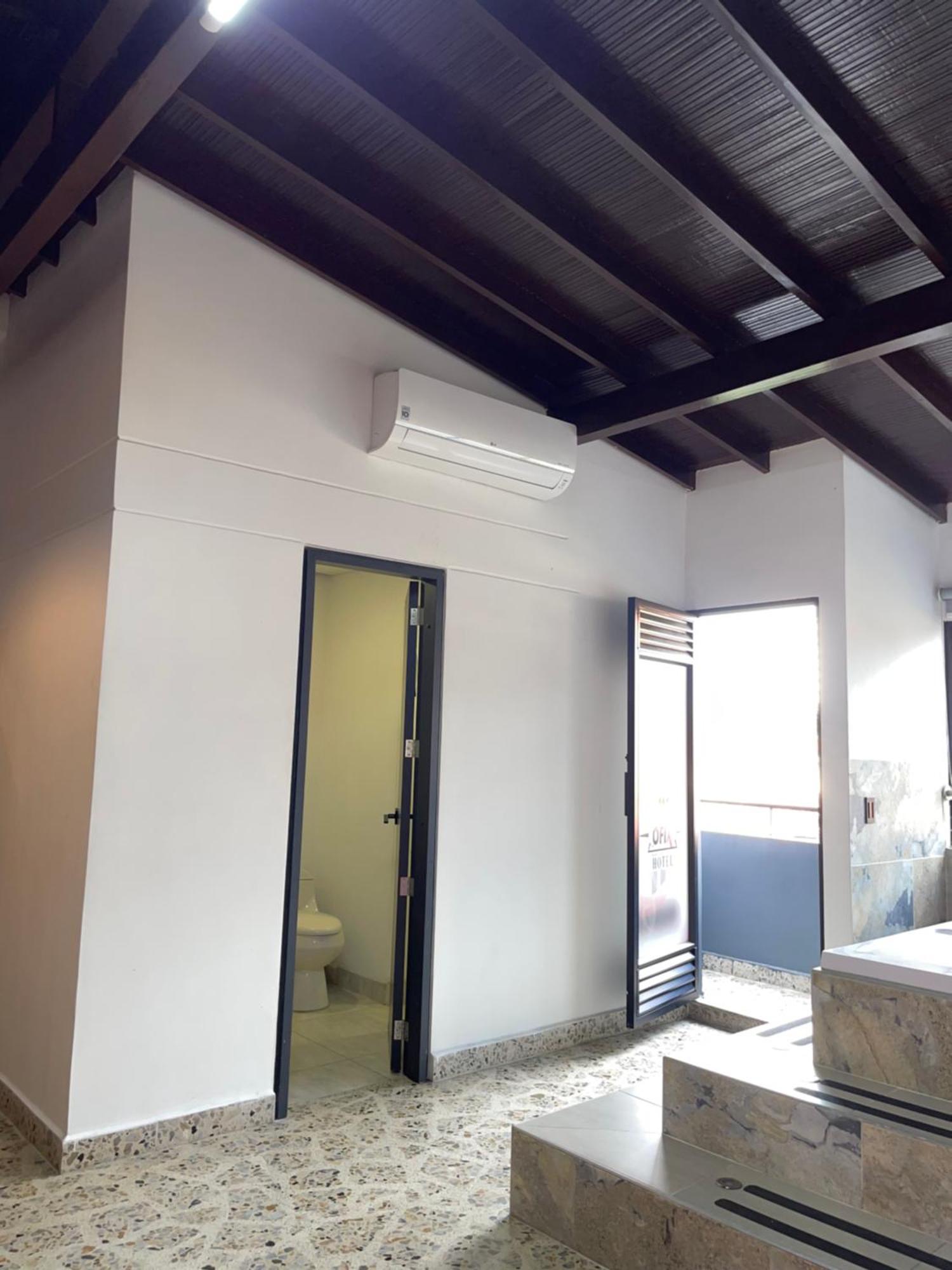 Hotel Ofix Medellín Zewnętrze zdjęcie