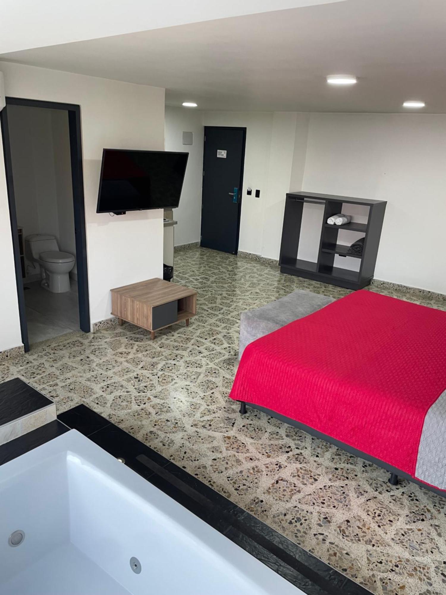 Hotel Ofix Medellín Zewnętrze zdjęcie