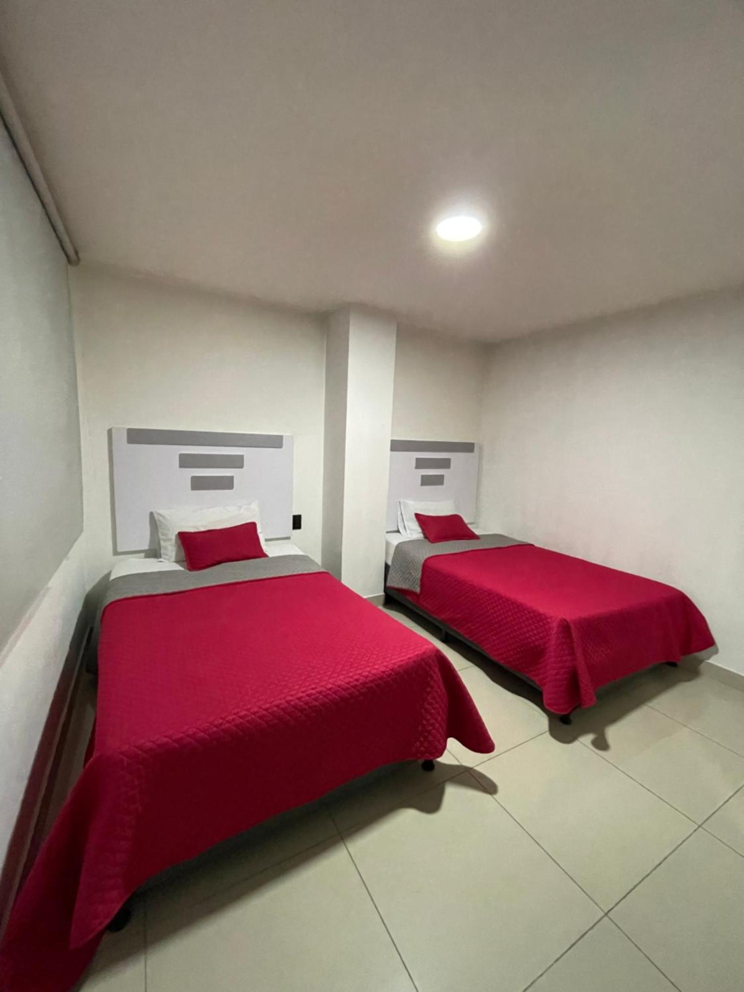 Hotel Ofix Medellín Zewnętrze zdjęcie