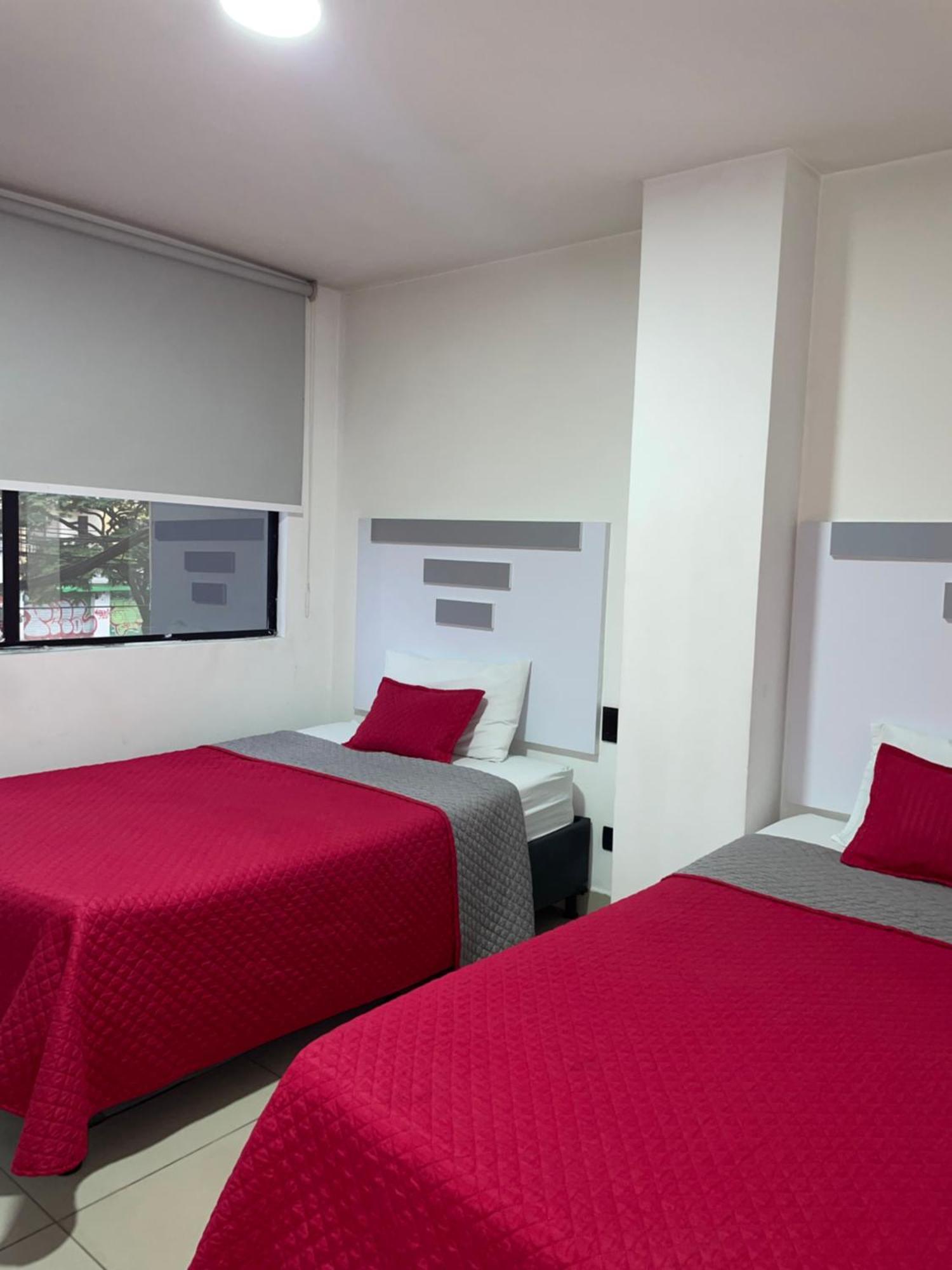Hotel Ofix Medellín Zewnętrze zdjęcie