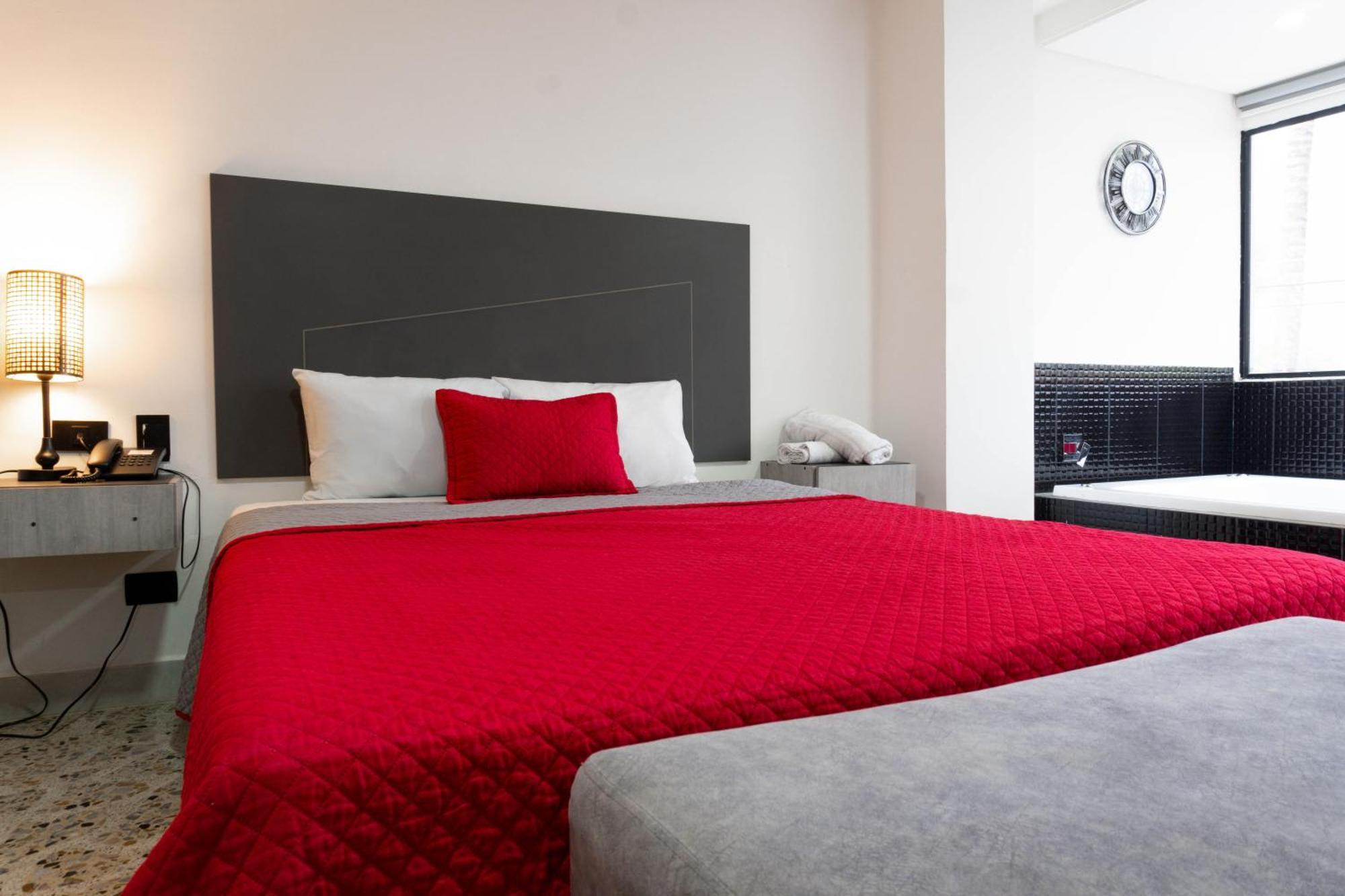 Hotel Ofix Medellín Zewnętrze zdjęcie