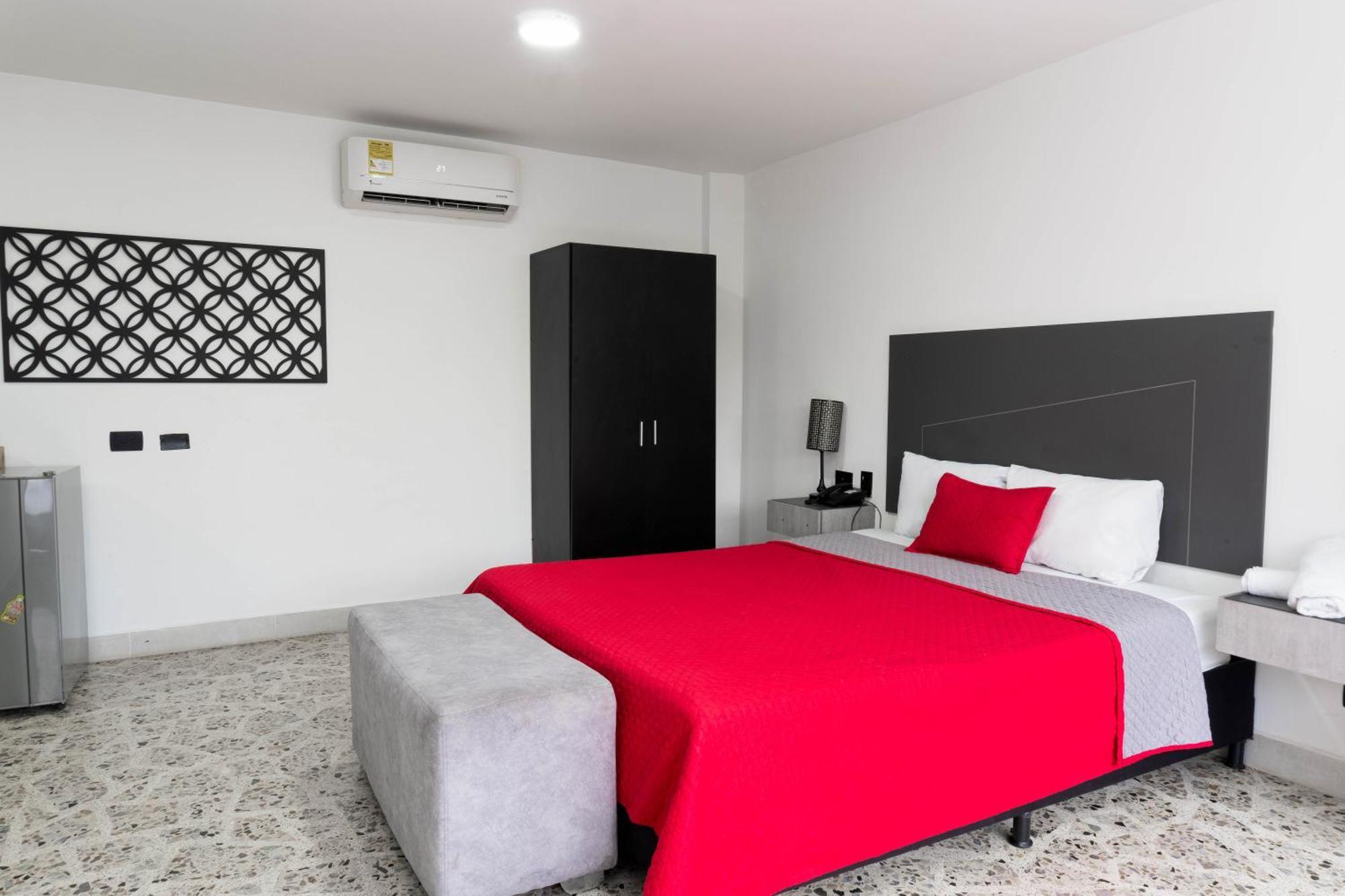 Hotel Ofix Medellín Zewnętrze zdjęcie