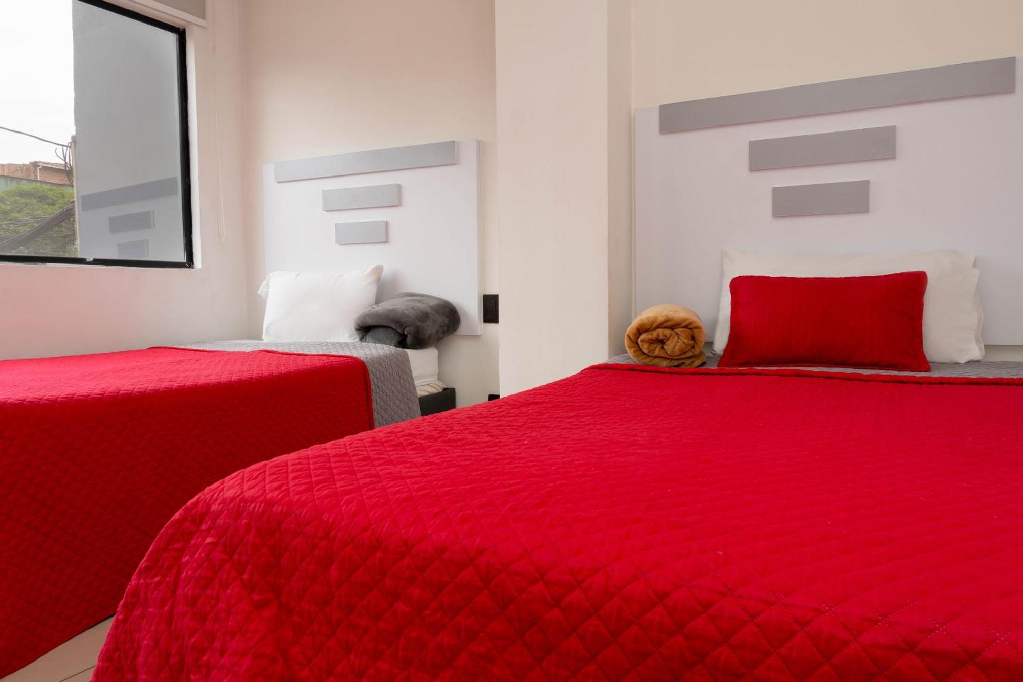Hotel Ofix Medellín Zewnętrze zdjęcie