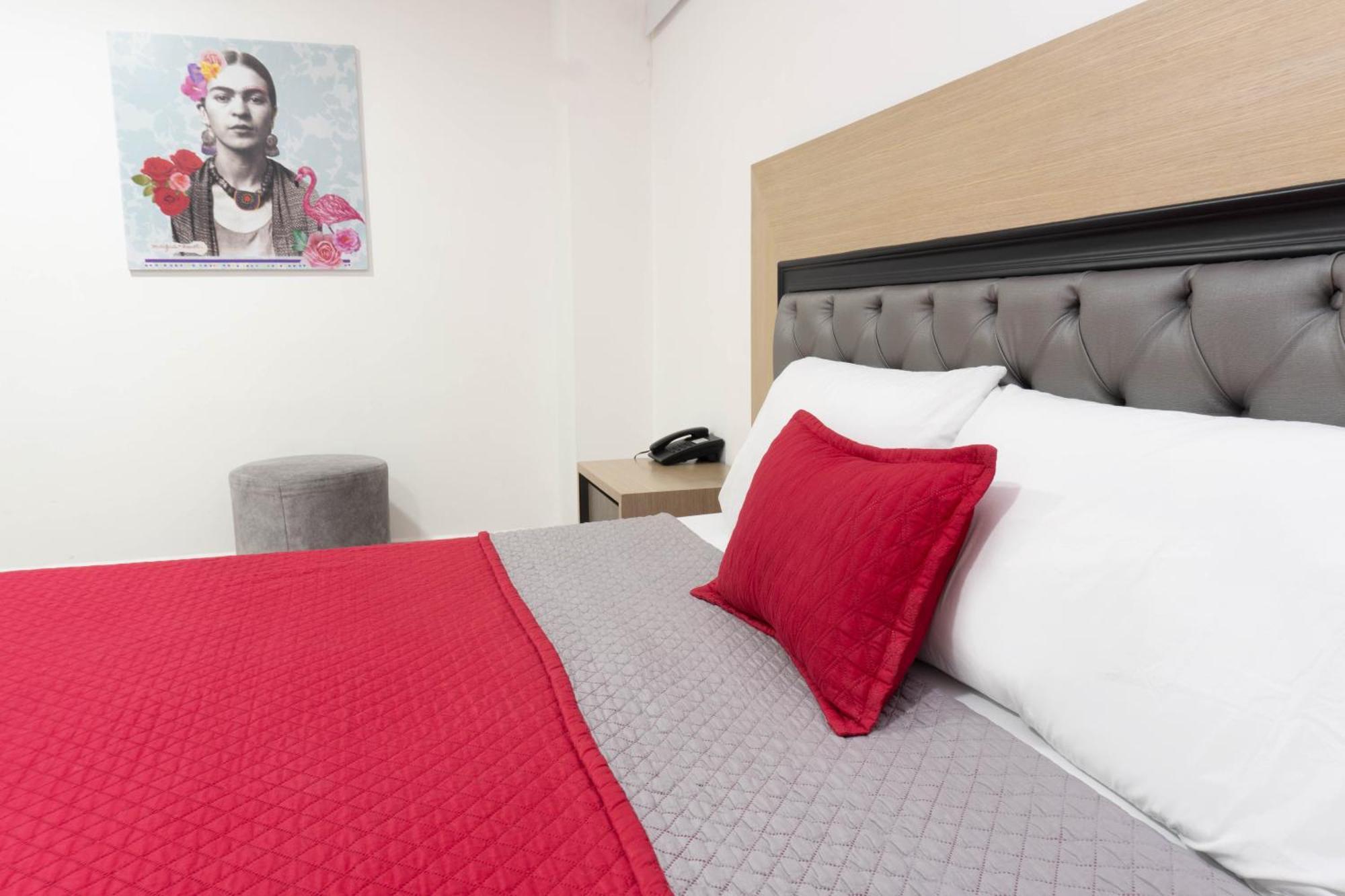 Hotel Ofix Medellín Zewnętrze zdjęcie